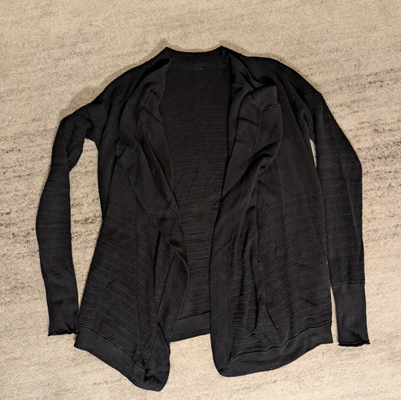 Lululemon Find Your Calm Wrap - Picture 2 of 9